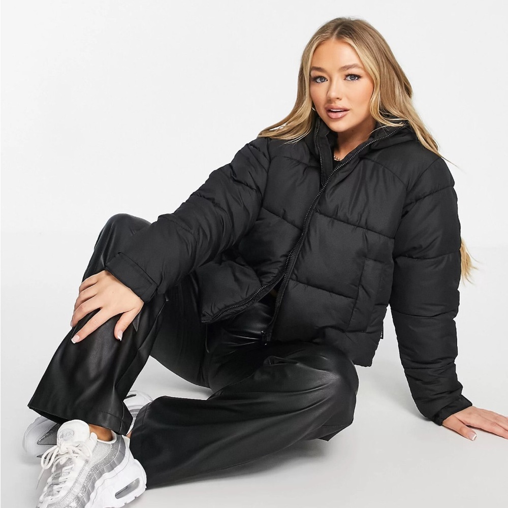 Missguided‎ Black Puffer Jacket, Size 6